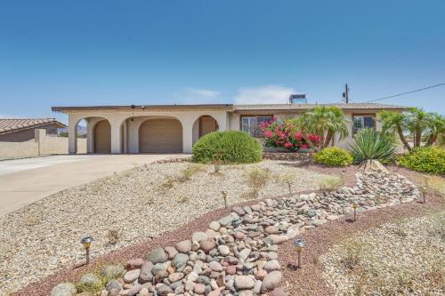 Pet-Friendly Lake Havasu City Home 5 Mi to Marina