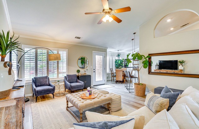 Pet-Friendly Redding Home w/ Spacious Patio