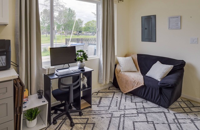 Pet-Friendly San Jose Home ~ 6 Mi to Downtown!