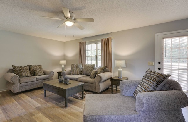 Pet-Friendly Slocomb Vacation Rental w/ Sunroom!