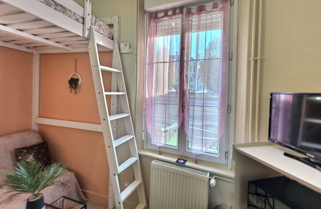 Petit Studio 1 Face Gare, Wifi Gratuit, Proches Toutes Commodités