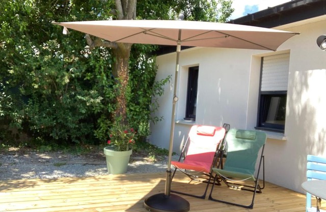 Petite maison ensoleillée à 10 minutes du port de Vannes