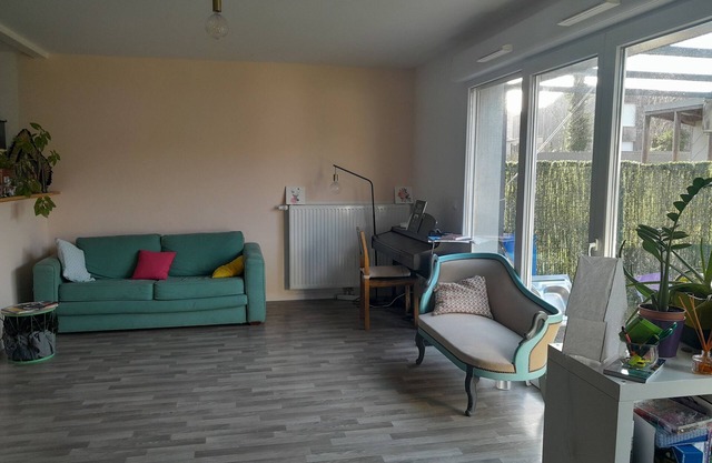 Petite Maison Lumineuse et Moderne