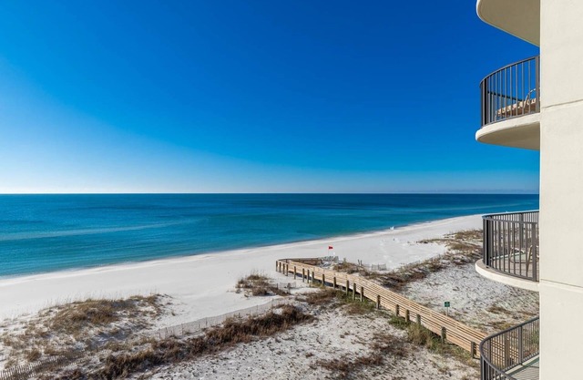 Phoenix Ix 508 3 Bedroom Condo