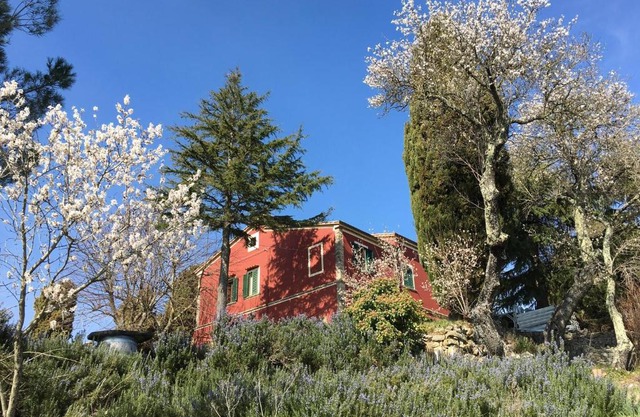 Piccola casa toscana con giardino con vista mozzafiato