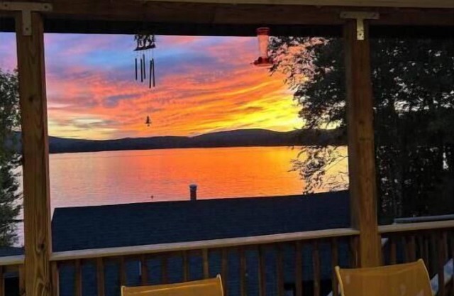 Branch Lake-Stairway to Heaven Loft near Bar Harbor and Acadia NationalPark