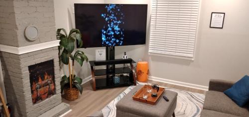 Piña Pecan House by Palace of Nobles