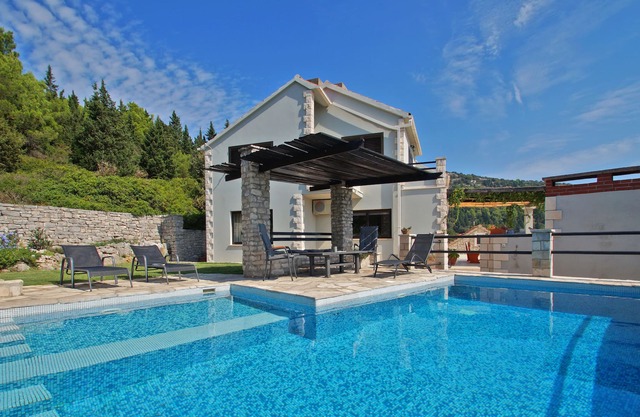 Pine Hill Villa, Korcula - Un refugio perfecto ...