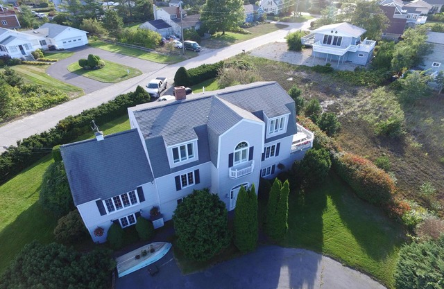 Pine Point Home en un vecindario tranquilo