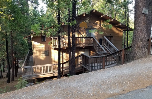 ¡Cabina de la diversión de la familia de PinecrestAreaRentals # 17!