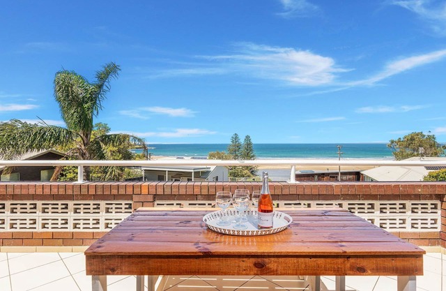 PINKO'S, Gerroa - 4pm ¡echa un vistazo a los domingos!