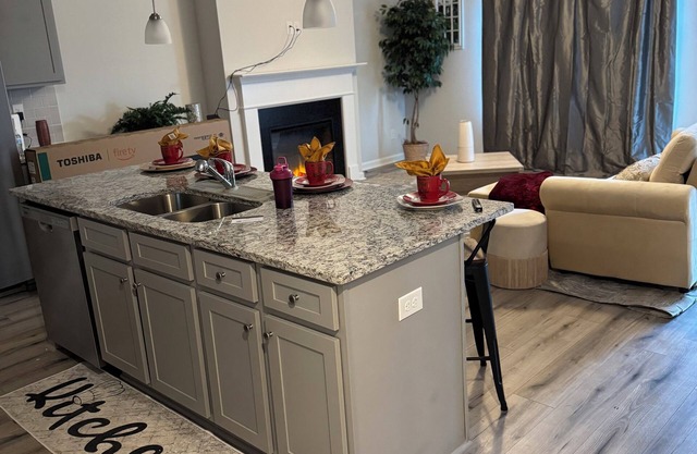 Pit stop Paradise A Charming 3-bedroom house in Hampton with AC and WiFi