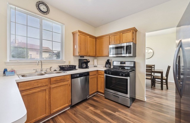 Plainfield Rental - Metcalf Ct