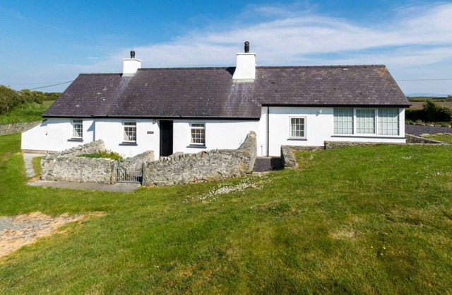 Plas Bach in the beautiful Holyhead