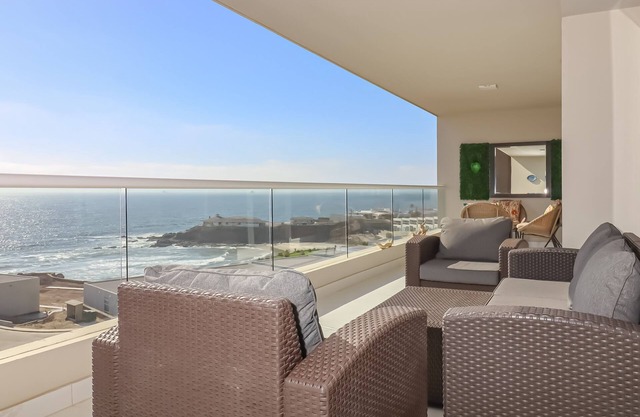 CHEERFUL BEACH HOME/3BR/NEAR DOWNTOWN & PAPAS&BEER