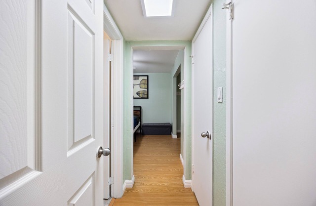 Pleasant 3-bedroom house in central South Sacramento Location