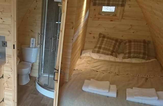 Cabaña-Baño con ducha-(no hot tub)