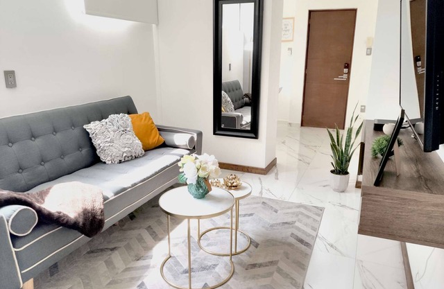 Polanco Close to Shopping Malls 1BR 1BT