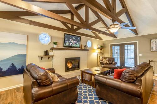 Poplar Hill Hideaway