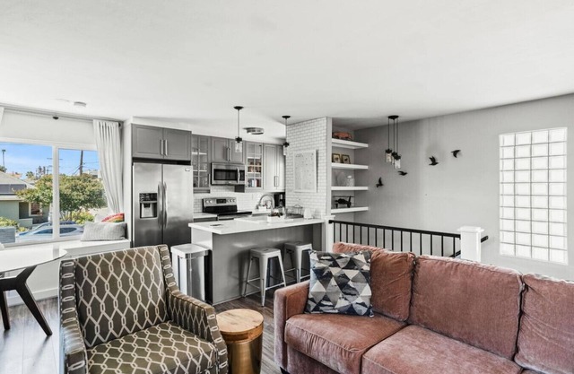 PorchLight Home- Increíble hogar en el corazón de San Diego con estacionamiento gratuito