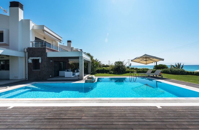 #Luxlikehome Glamourosa Villa Possidi