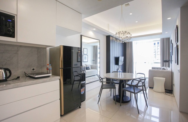 Premium 2BR Apartment near Marvell City Mall at The Linden