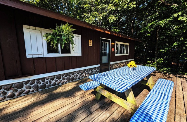 POV Resort Cabins - Retiro del tejón (2 hab.) - Unidad 8