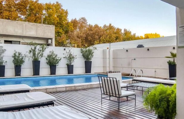 Premium Tower Suites