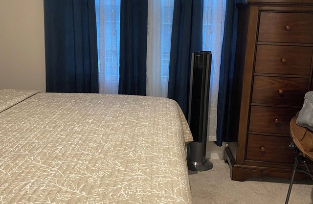 Charming 1 bedroom suite in a townhome with WiFi and AC in fabulous Milford.