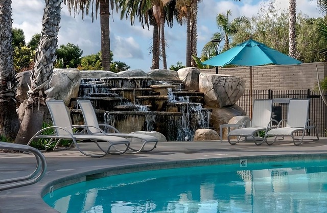 Prime Location! Beachfront, Outdoor Pool!