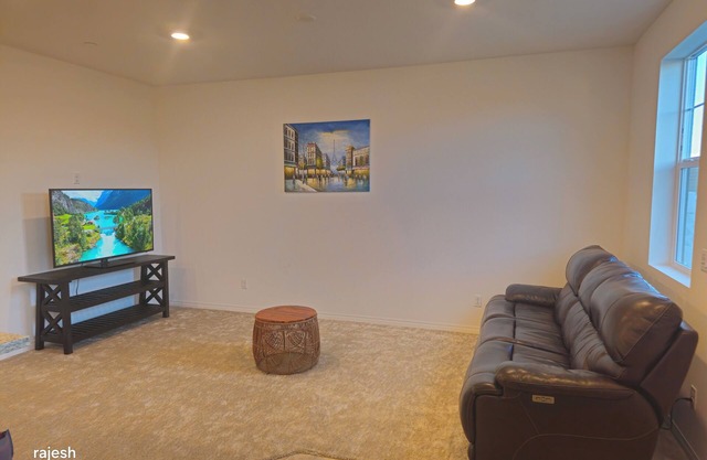 Pristine 3-bedroom townhome in Winchester.