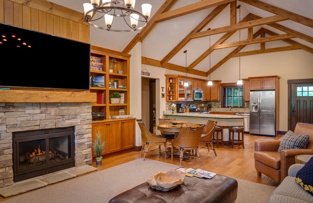 Private 4 Bedroom-8 Bed Cottage Near Ski Resorts! Stay at True North Golf Club