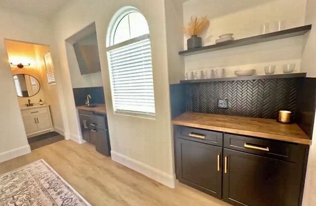 Private casita close to the freeway, shaver lake, and Yosemite.