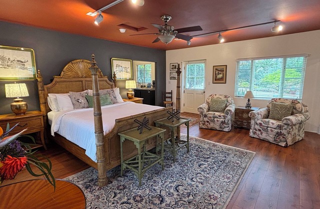 Private Casita with Views, Pool, Spa & Designer Touches