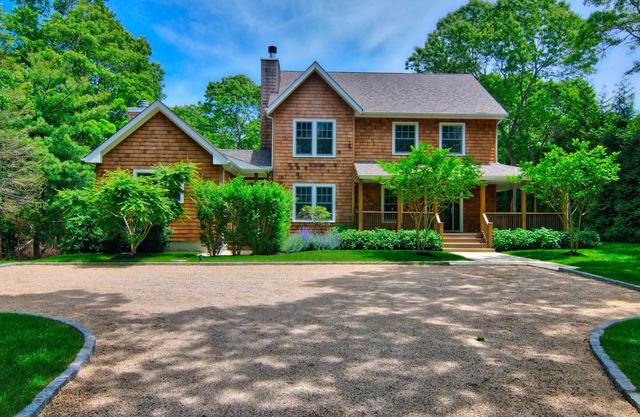 Privada, encantadora y encantadora granja situada en 1 acre en Wainscott East Hampton