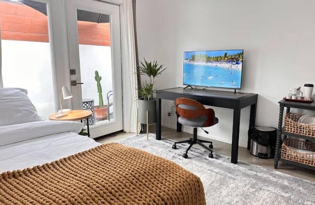 Habitación Privada Para Un Huésped Con Su Propio Baño y Patio