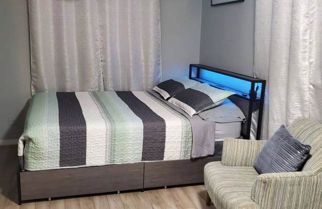 Private Guest Suite close to Hard Rock Stadium / Casino and the beaches