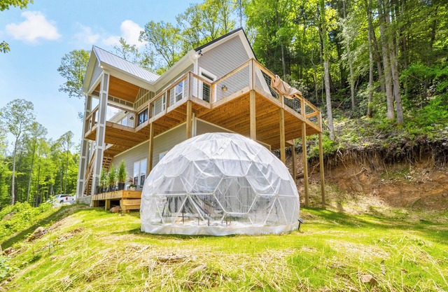 Private! Headwaters Hideaway!