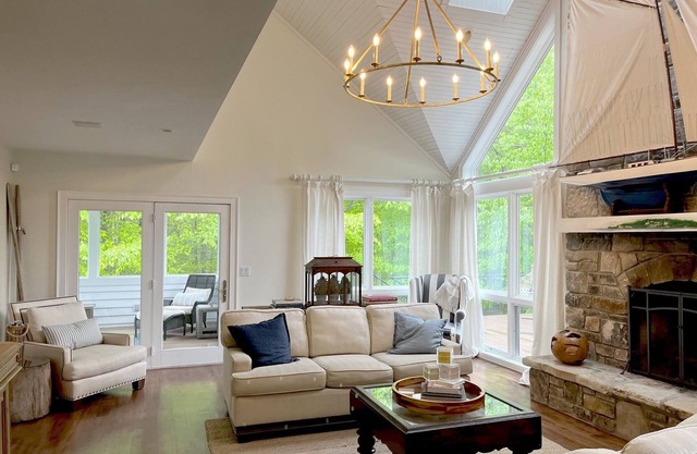 Retiro familiar de lujo en el corazón de Door County - Norra Skogen