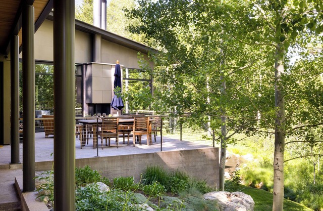 Private Main House and Guest House in Wilson