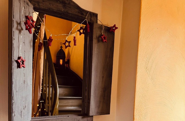 Private Room on 2nd Floor for Business, Study & Training-300Mbit, SmartTV