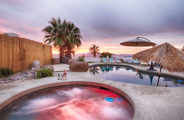 Villa privada: piscina privada, spa, cancha de tenis, BBall y más, ¡especiales de invierno!