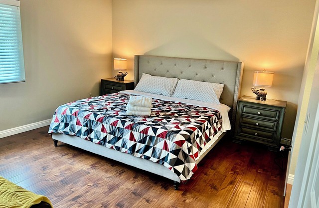 PROMO 15% WEEKLY AND 30% MONTHLY DISCOUNT Cozy house 4 bedrooms/2.5 bathrooms