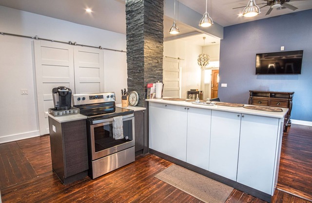 Prosperity Place Remodeled 3br 2ba Near Downtown