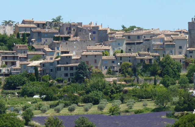 Casa de pueblo provenzal en Saignon, provenzal, sur de Francia