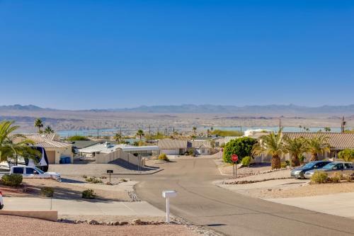Putting Green, Pool Access Lake Havasu City Home!