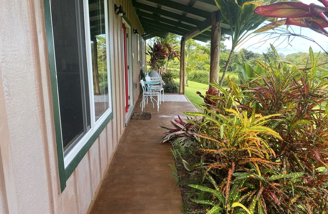 Puumoi ocean view hideaway