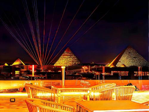 PYRAMiDS GOLDEN TEMPLE HOTEL