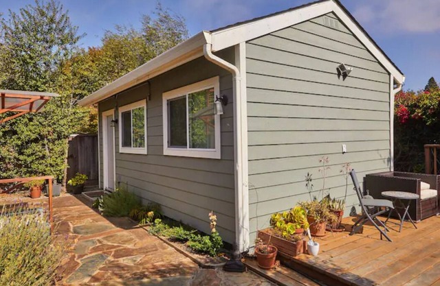 Pintoresca cabaña enclavada en las colinas de Kensington