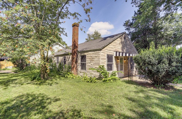 Quaint New Carlisle Escape w/ Lake Access!